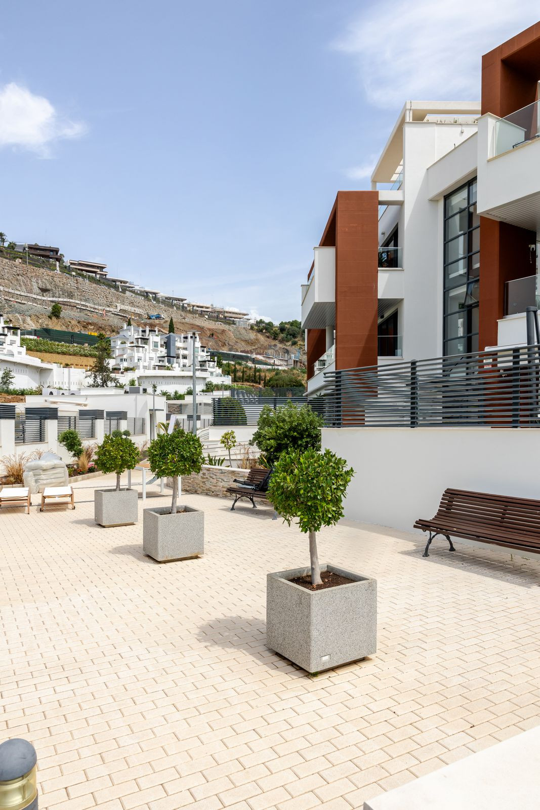 3 Bed Apartment for sale in Benahavís Costa Del Sol, Málaga, Spain