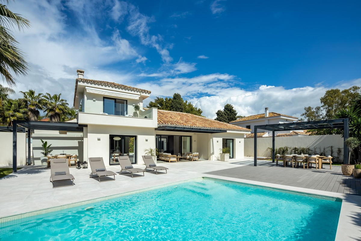 4 Bed Townhouse for sale in Cortijo Blanco Costa Del Sol, Málaga, Spain