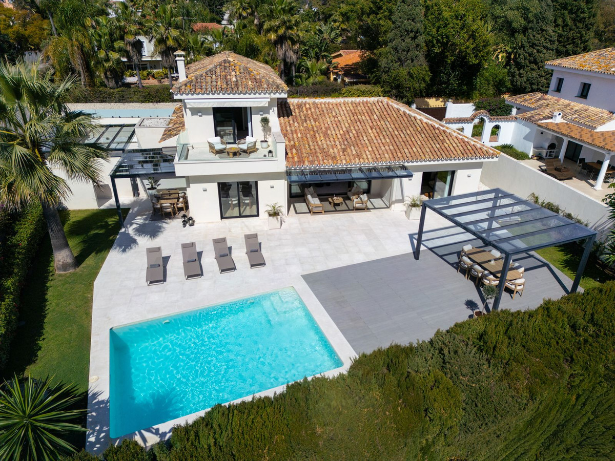 4 Bed Townhouse for sale in Cortijo Blanco Costa Del Sol, Málaga, Spain