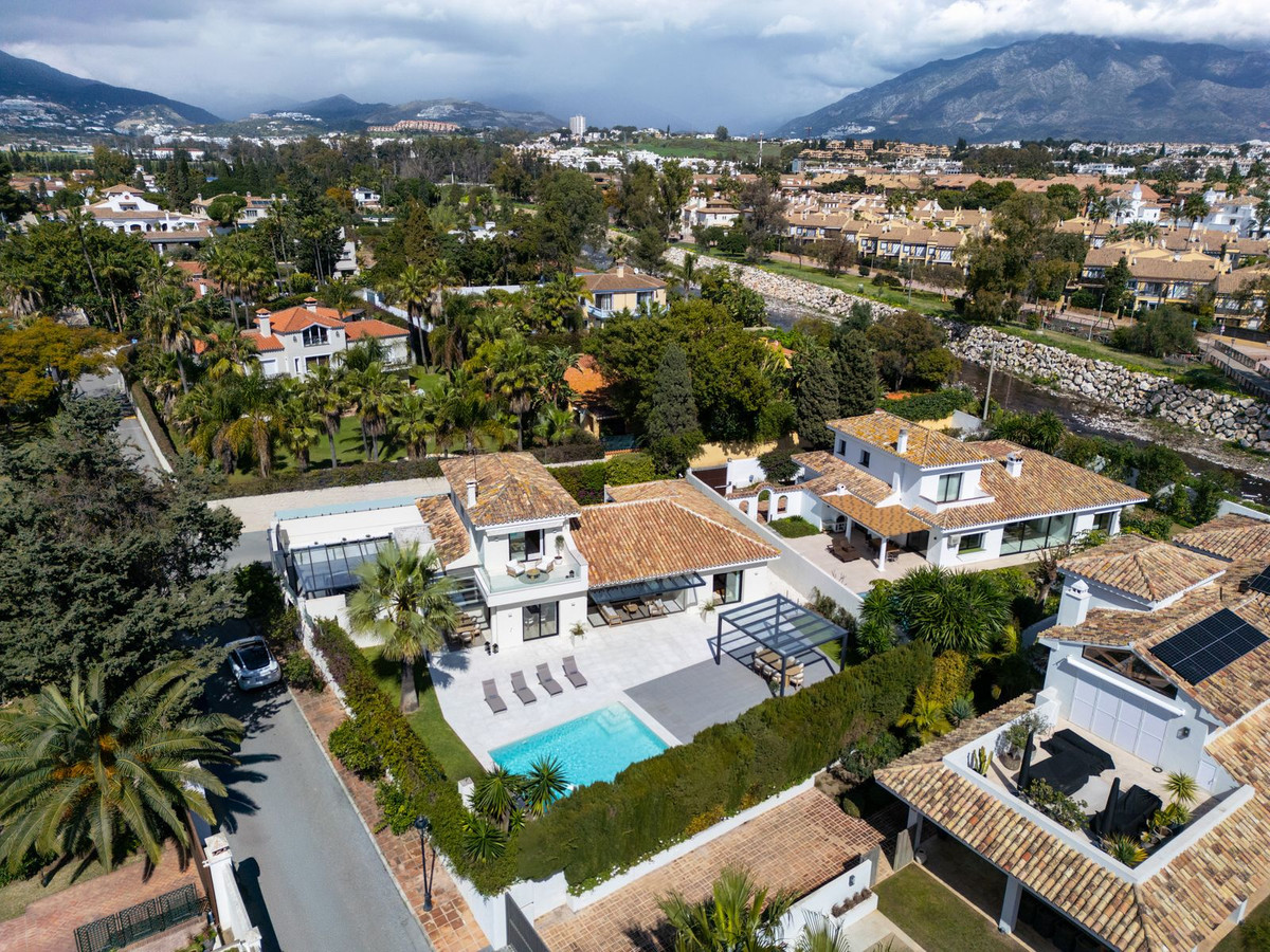 4 Bed Townhouse for sale in Cortijo Blanco Costa Del Sol, Málaga, Spain