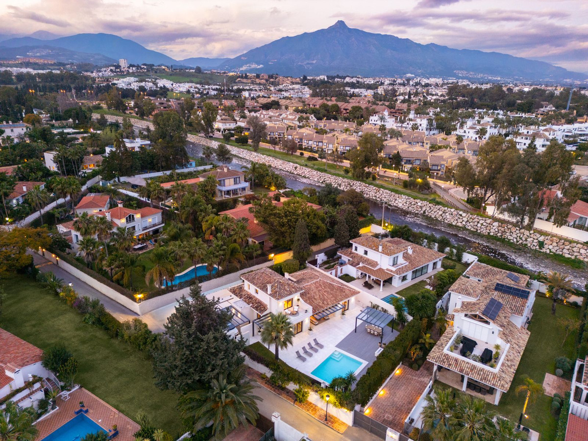 4 Bed Townhouse for sale in Cortijo Blanco Costa Del Sol, Málaga, Spain