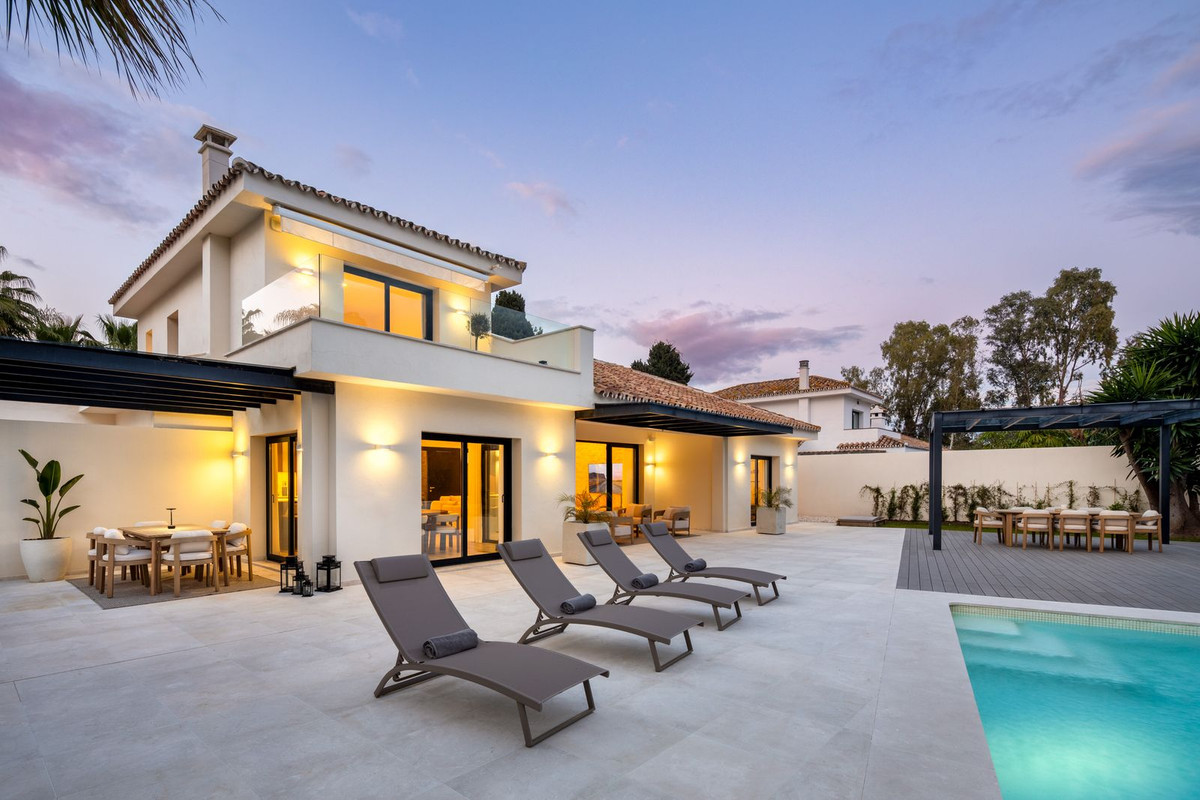 4 Bed Townhouse for sale in Cortijo Blanco Costa Del Sol, Málaga, Spain