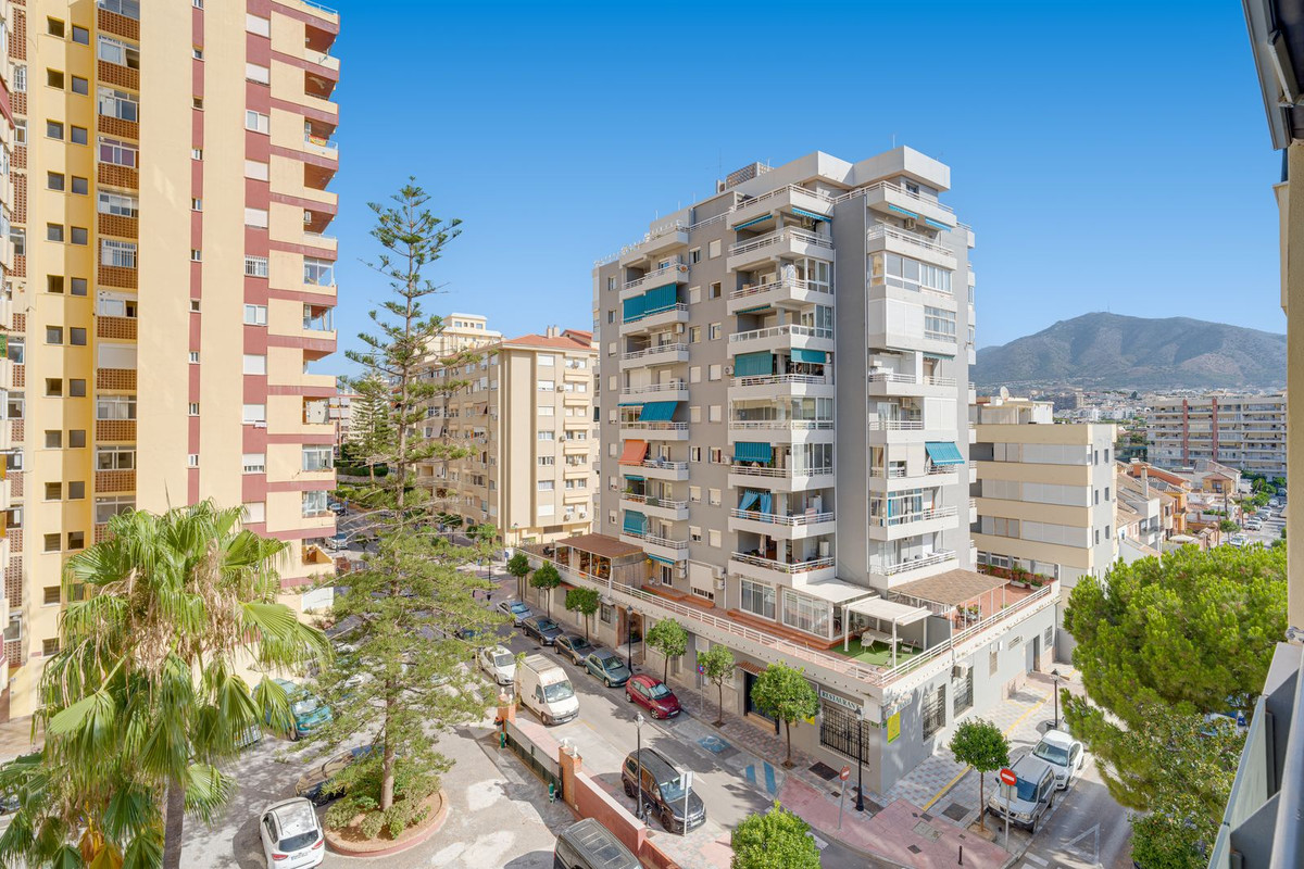 1 Bed Apartment for sale in Los Boliches Costa Del Sol, Málaga, Spain