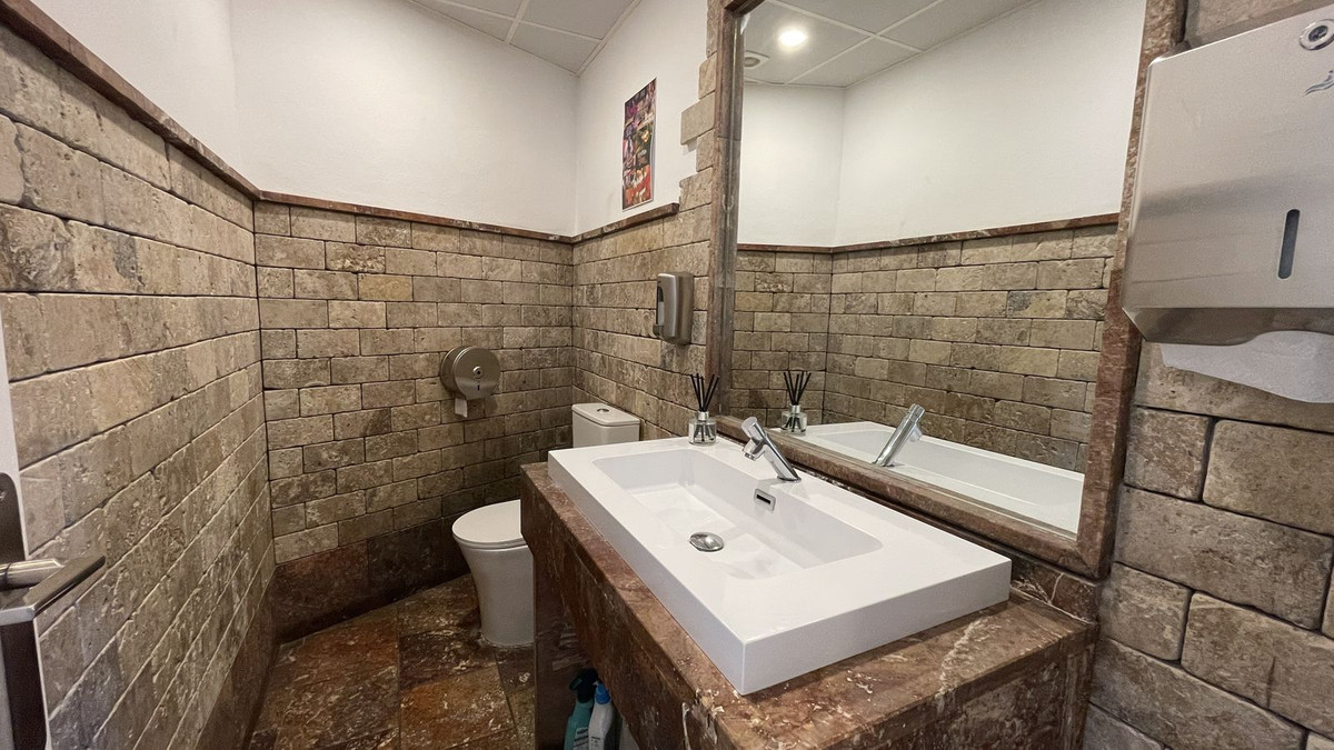 Commercial unit for sale in Coín Costa Del Sol, Málaga, Spain
