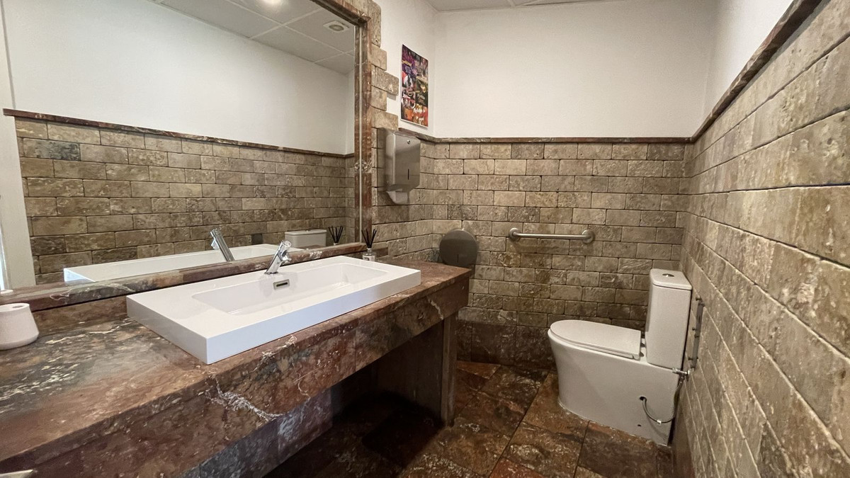 Commercial unit for sale in Coín Costa Del Sol, Málaga, Spain