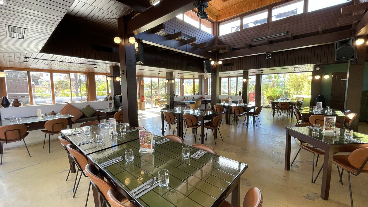 Commercial unit for sale in Coín Costa Del Sol, Málaga, Spain