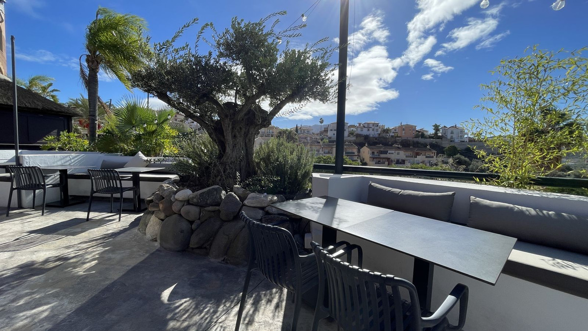 Commercial unit for sale in Coín Costa Del Sol, Málaga, Spain