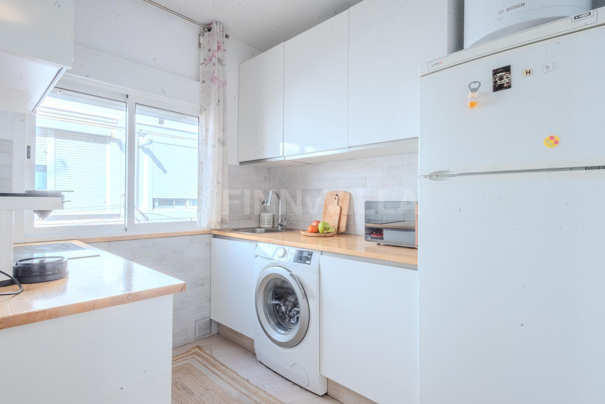 3 Bed Apartment for sale in Fuengirola Costa Del Sol, Málaga, Spain