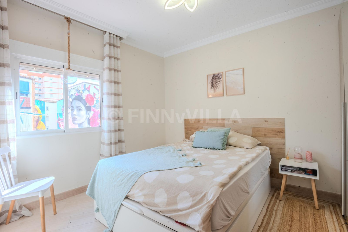 3 Bed Apartment for sale in Fuengirola Costa Del Sol, Málaga, Spain