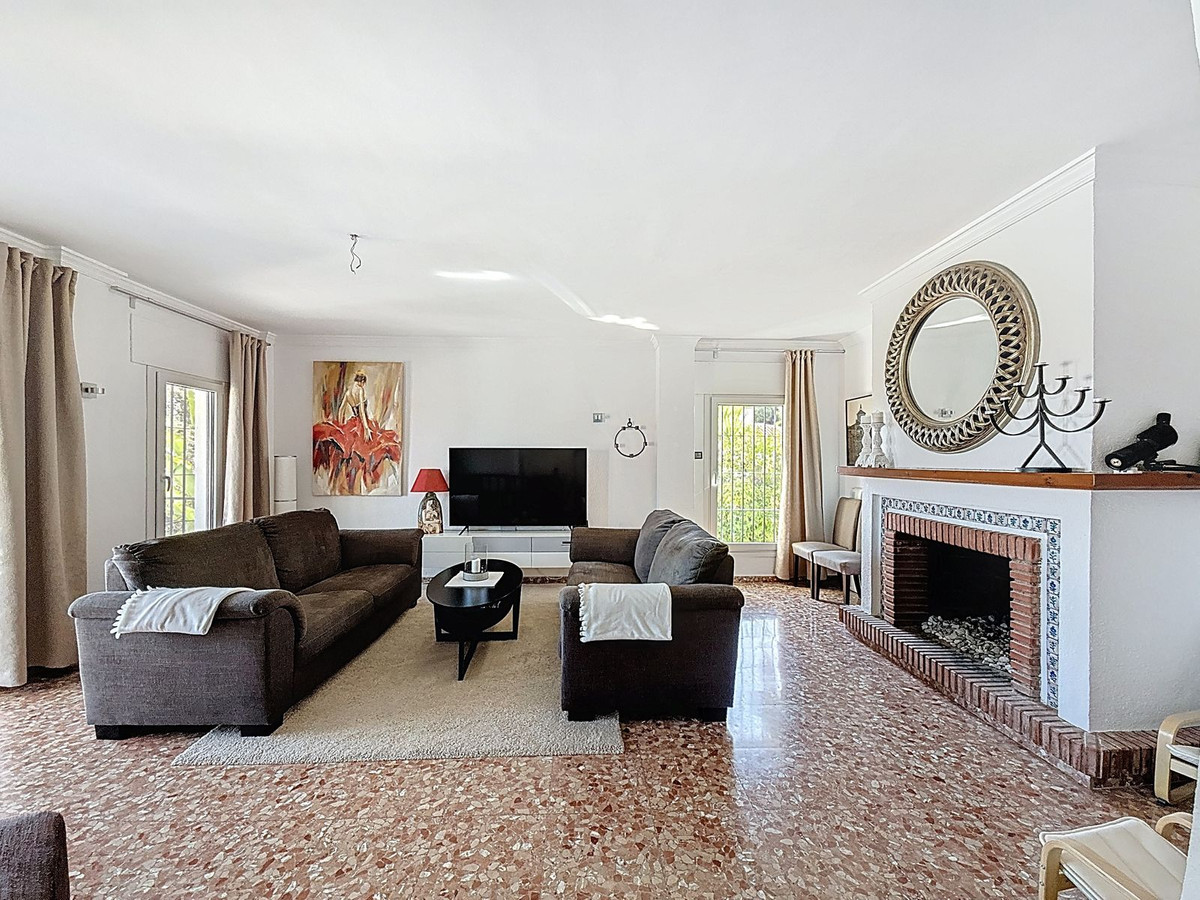 4 Bed Townhouse for sale in Alhaurín De La Torre Costa Del Sol, Málaga, Spain