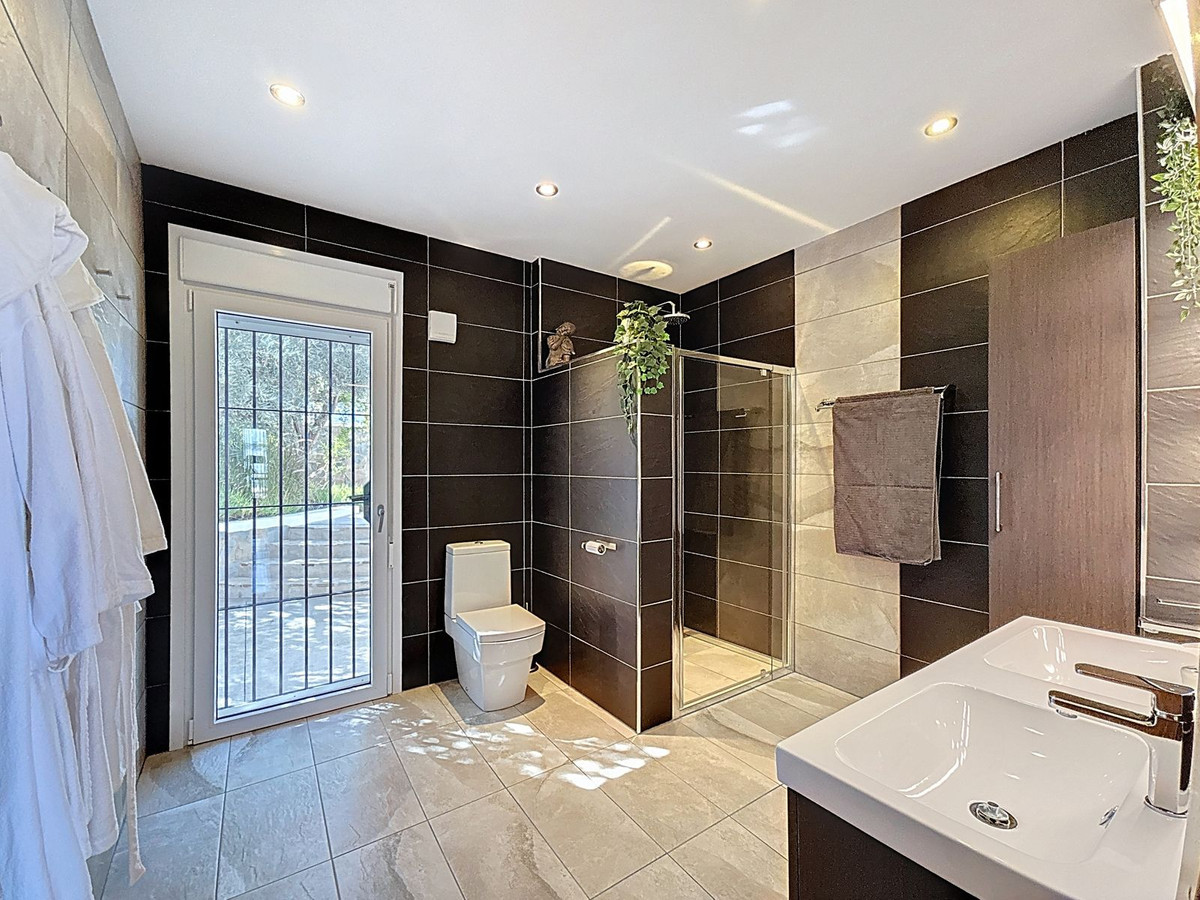 4 Bed Townhouse for sale in Alhaurín De La Torre Costa Del Sol, Málaga, Spain