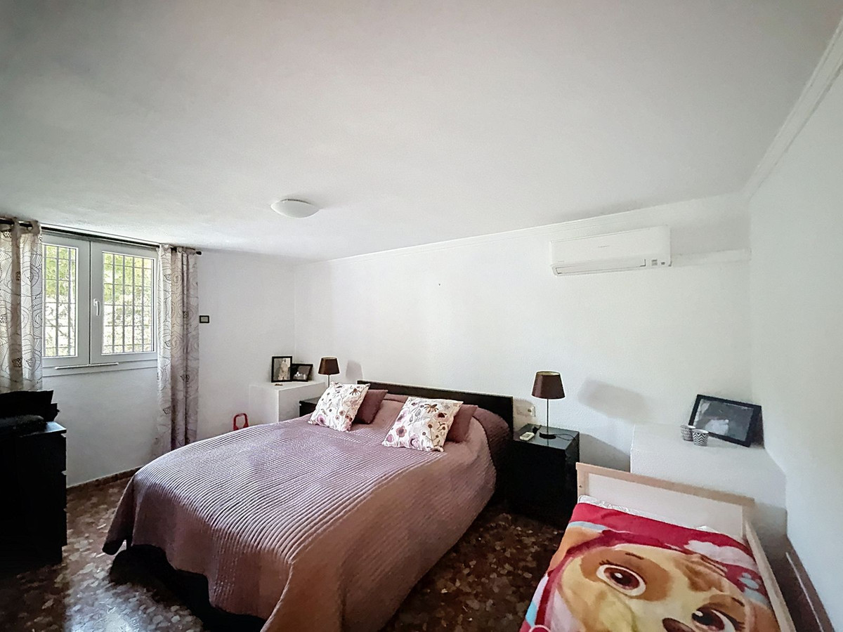 4 Bed Townhouse for sale in Alhaurín De La Torre Costa Del Sol, Málaga, Spain