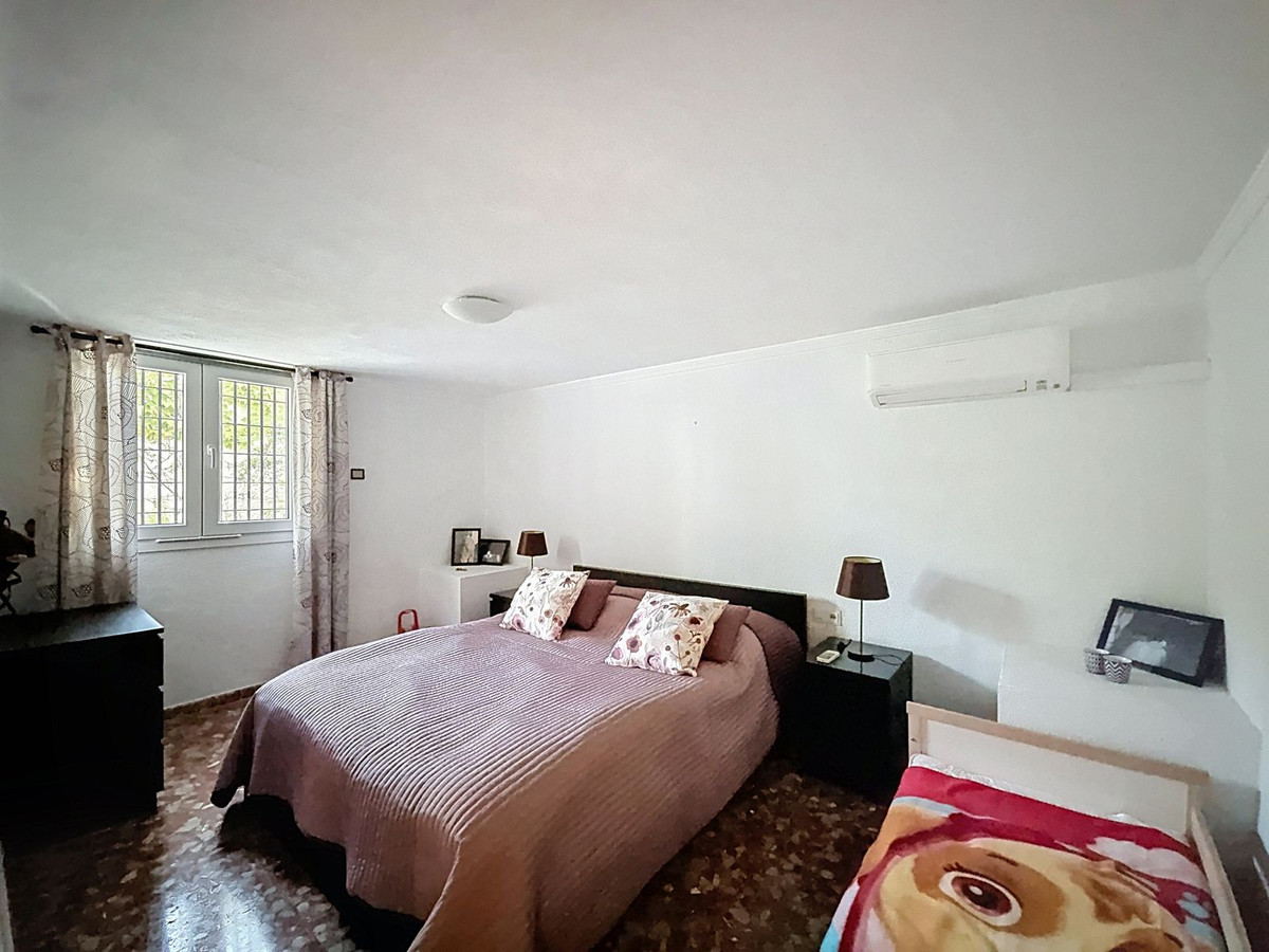 4 Bed Townhouse for sale in Alhaurín De La Torre Costa Del Sol, Málaga, Spain