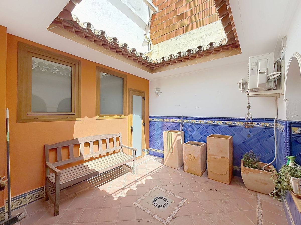 5 Bed Townhouse for sale in Málaga Este Costa Del Sol, Málaga, Spain