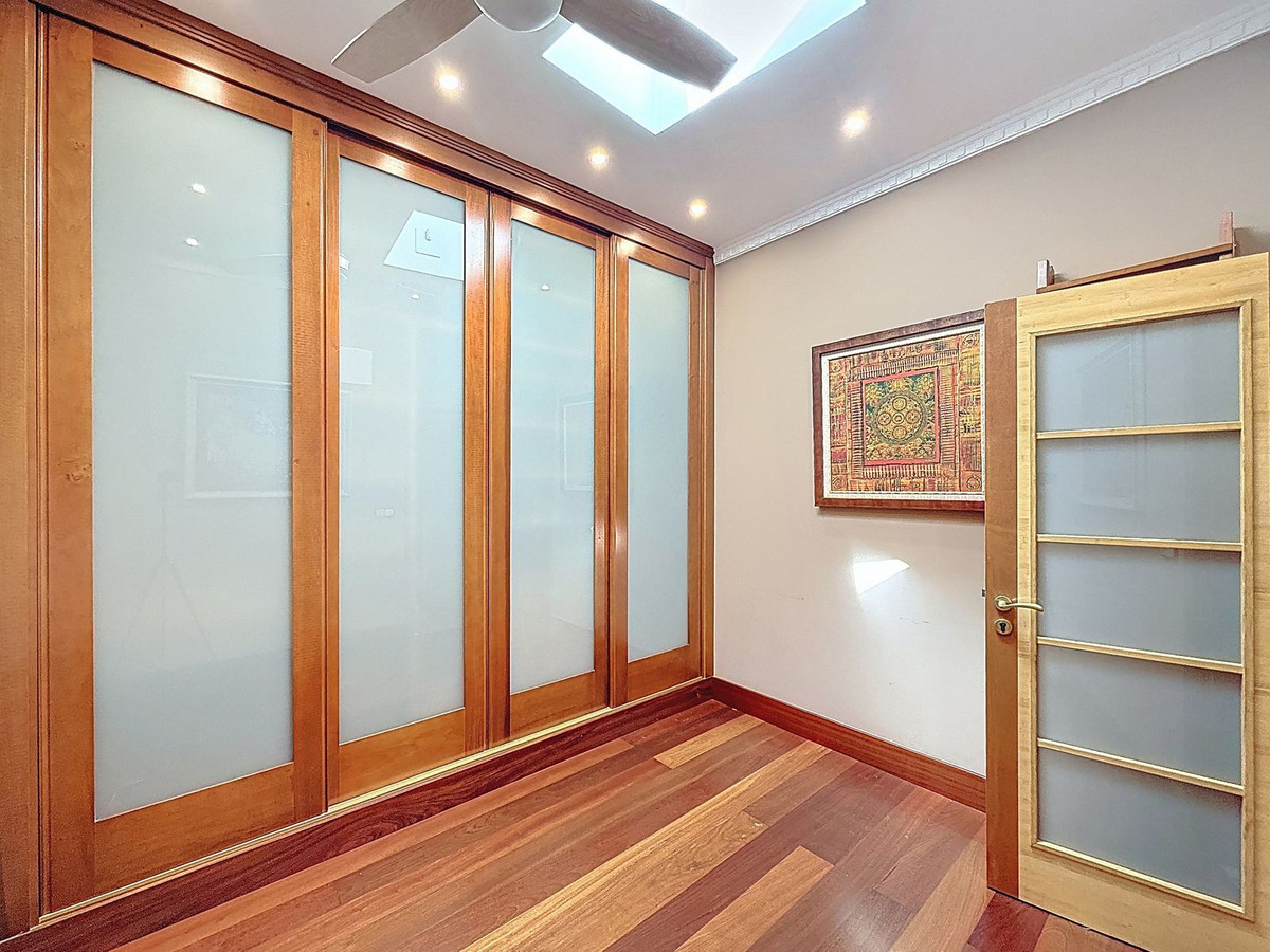 5 Bed Townhouse for sale in Málaga Este Costa Del Sol, Málaga, Spain