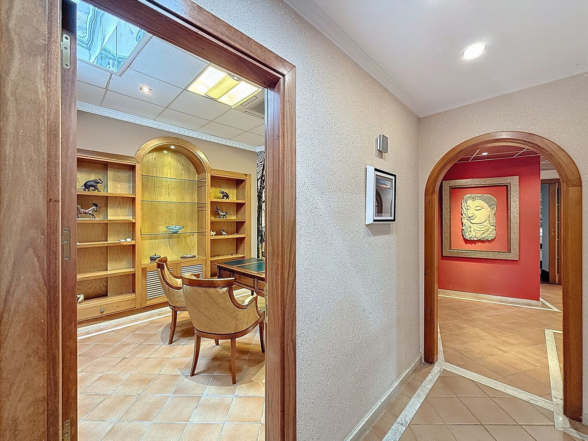 5 Bed Townhouse for sale in Málaga Este Costa Del Sol, Málaga, Spain