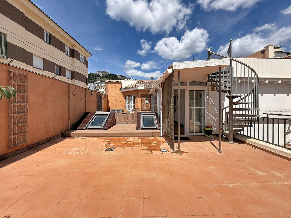 5 Bed Townhouse for sale in Málaga Este Costa Del Sol, Málaga, Spain