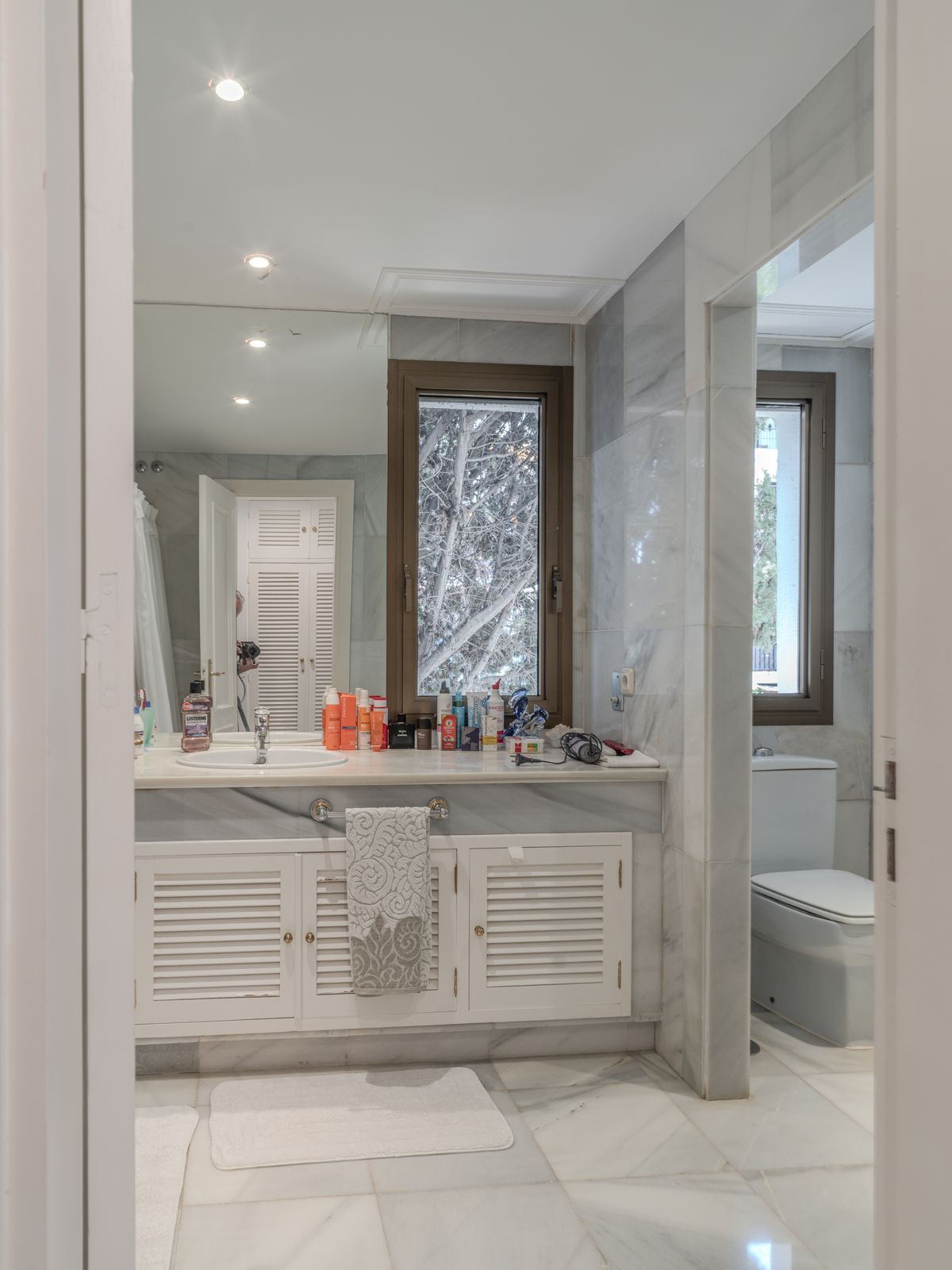 4 Bed Apartment for sale in The Golden Mile Costa Del Sol, Málaga, Spain