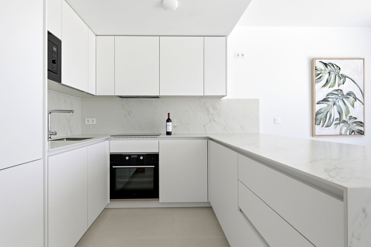 2 Bed Apartment for sale in Higueron Costa Del Sol, Málaga, Spain