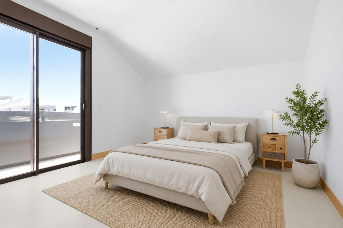 2 Bed Apartment for sale in Higueron Costa Del Sol, Málaga, Spain
