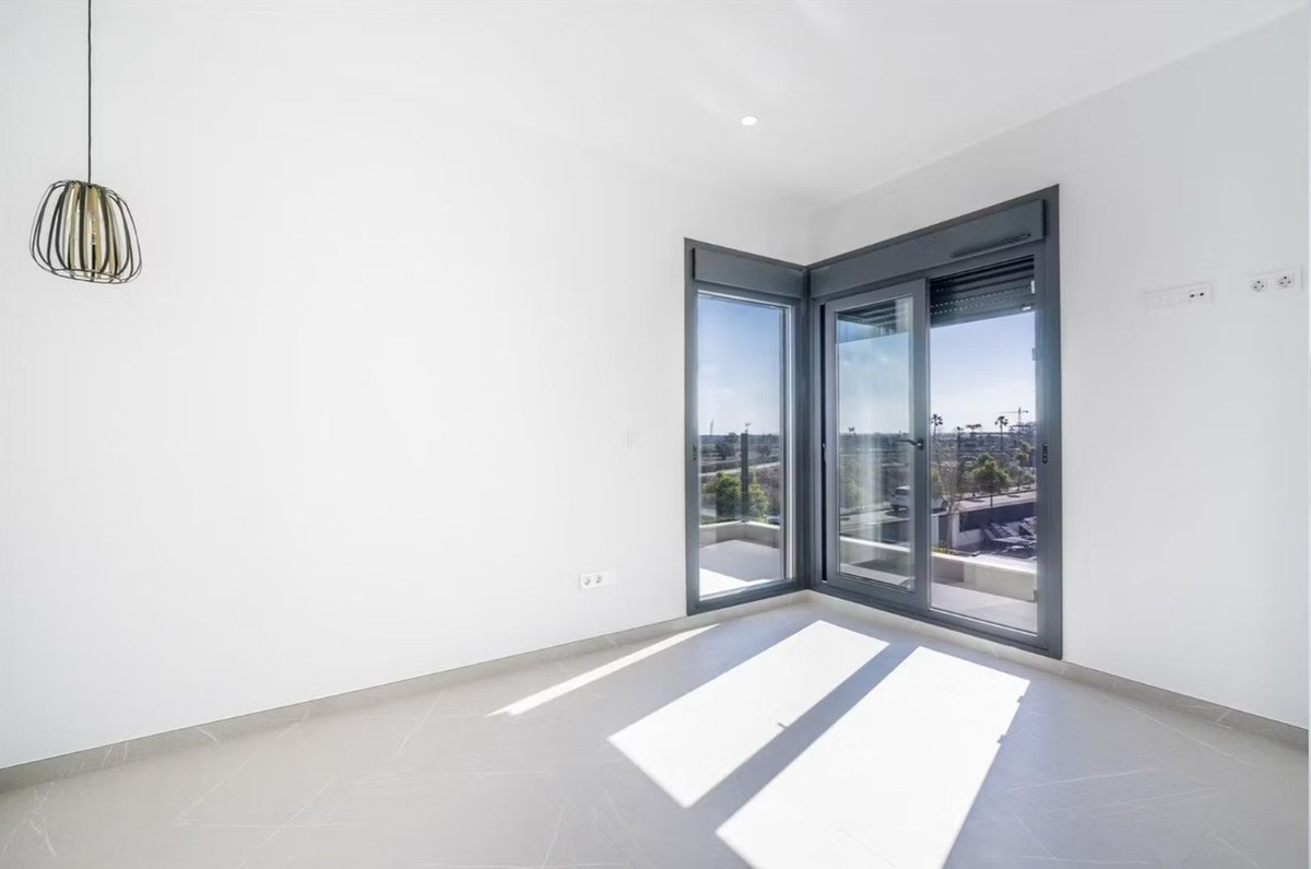 Se vende Villa - Chalet de 5 dormitorios en Costa Calida, Murcia, España
