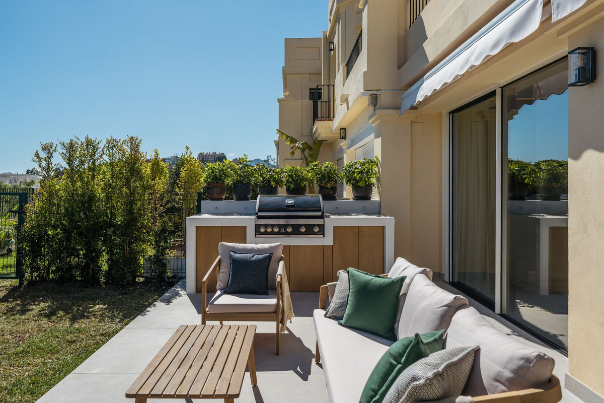 3 Bed Townhouse for sale in La Quinta Costa Del Sol, Málaga, Spain