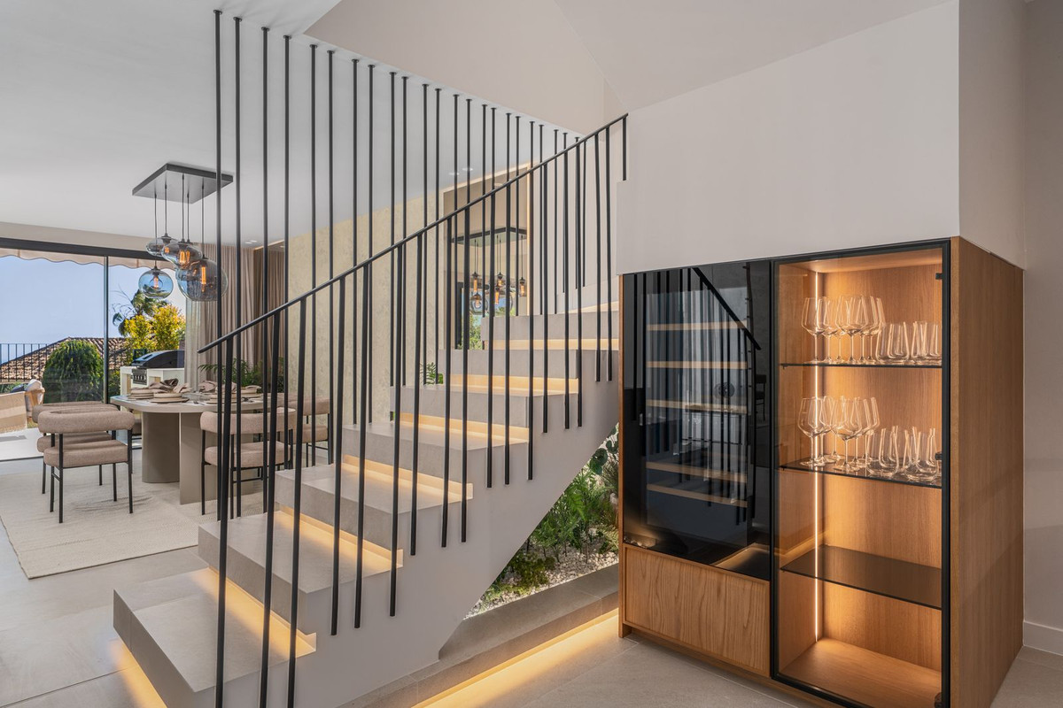 3 Bed Townhouse for sale in La Quinta Costa Del Sol, Málaga, Spain