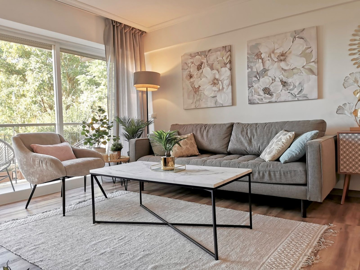3 Bed Apartment for sale in Estepona Costa Del Sol, Málaga, Spain