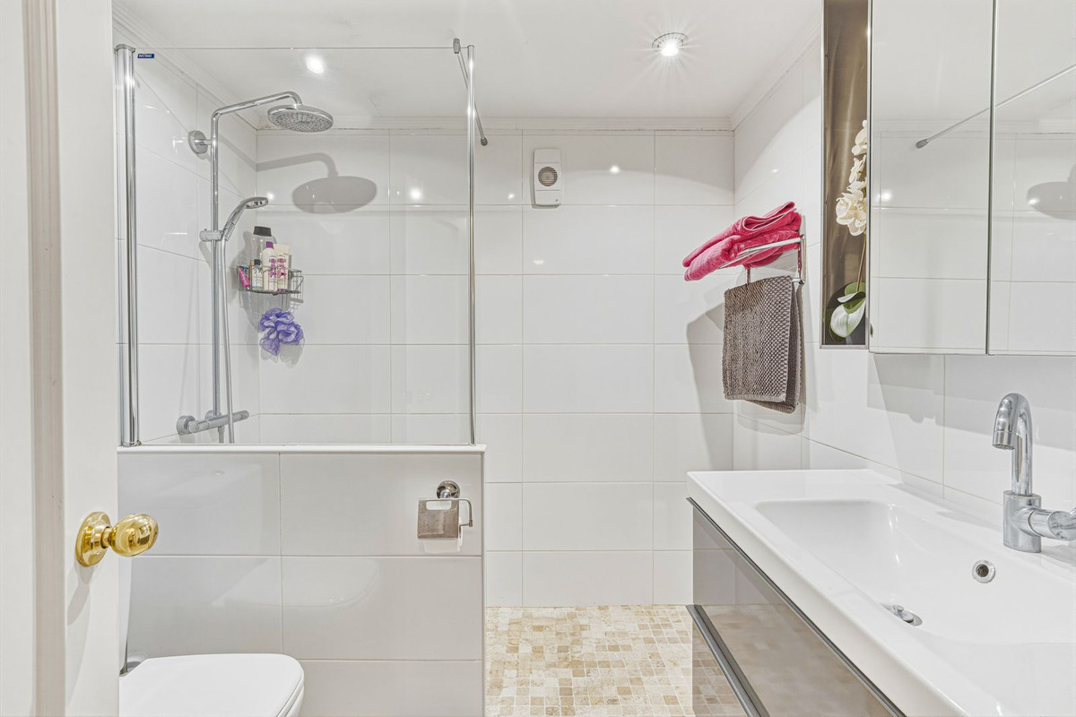2 Bed Apartment for sale in Guadalmina Alta Costa Del Sol, Málaga, Spain