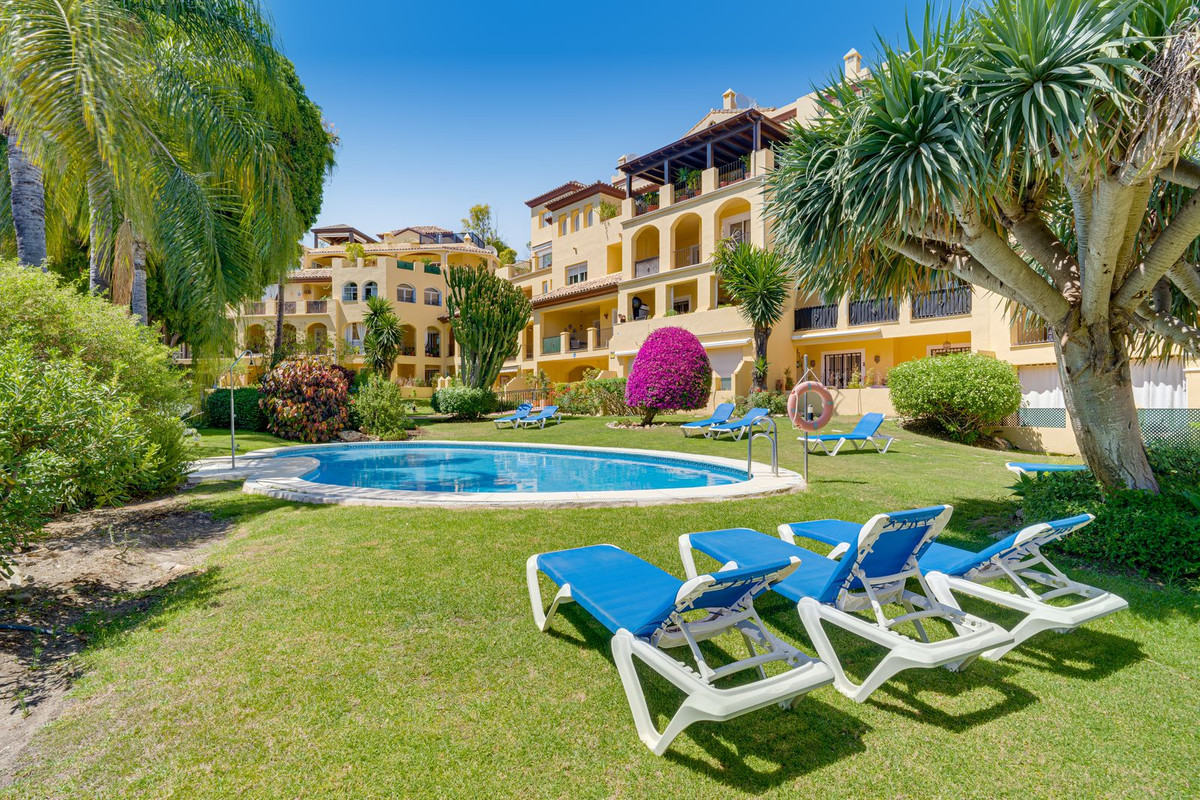 2 Bed Apartment for sale in Guadalmina Alta Costa Del Sol, Málaga, Spain
