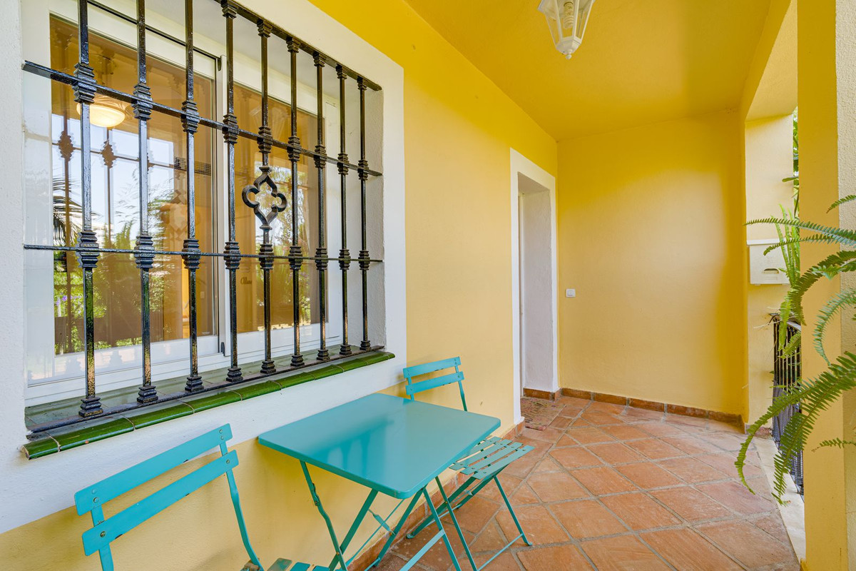 2 Bed Apartment for sale in Guadalmina Alta Costa Del Sol, Málaga, Spain