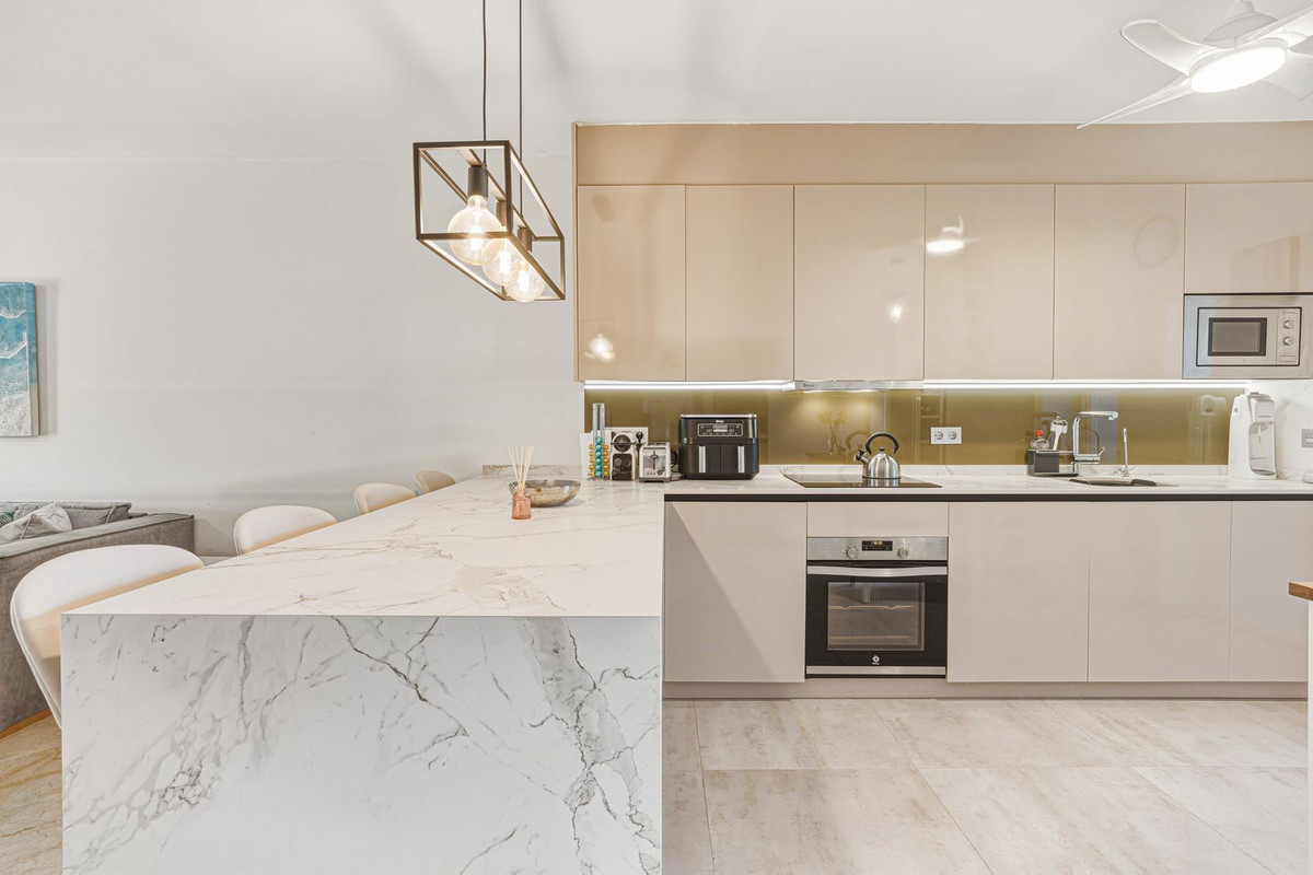 2 Bed Apartment for sale in Guadalmina Alta Costa Del Sol, Málaga, Spain