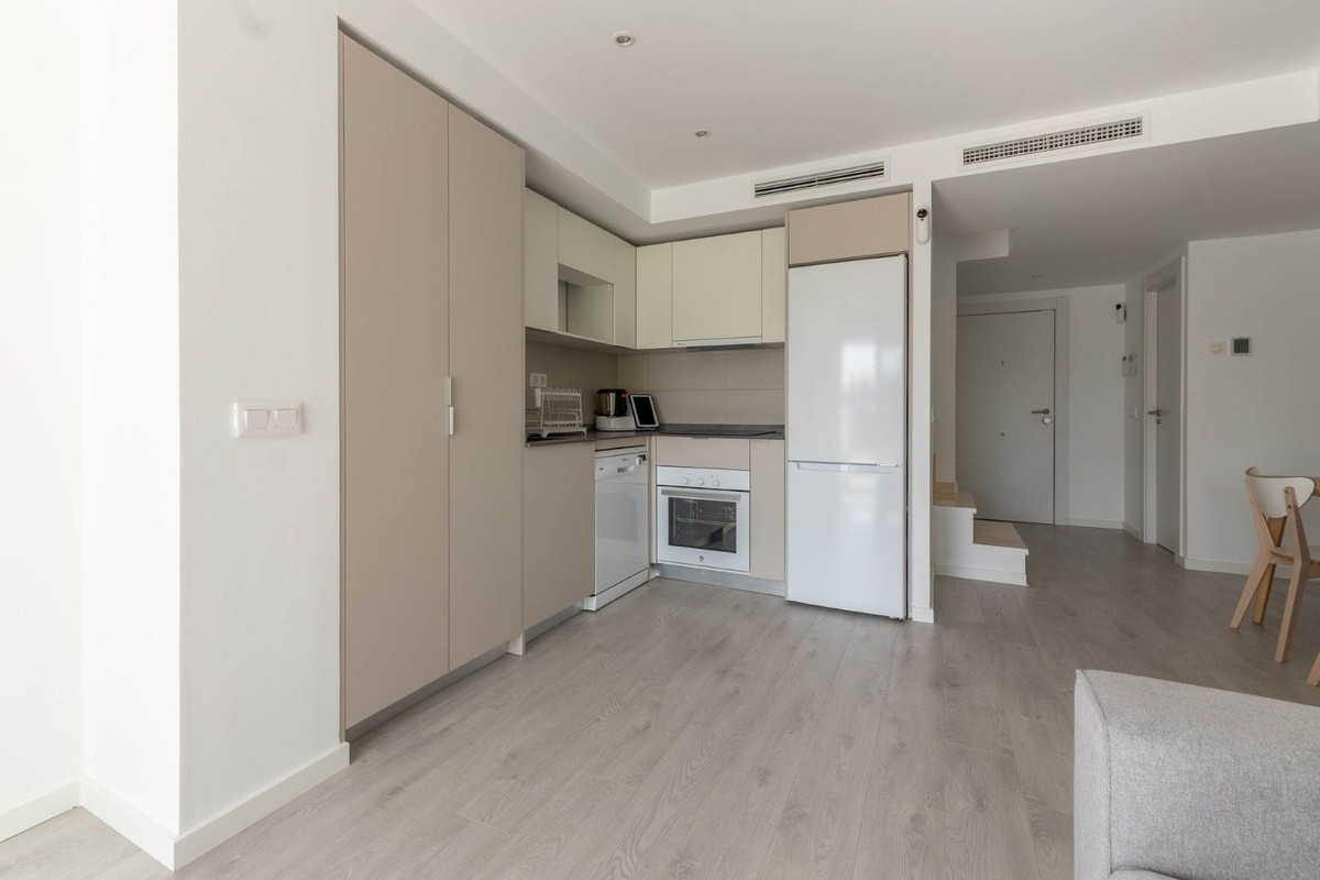 4 Bed Apartment for sale in Torreblanca Costa Del Sol, Málaga, Spain