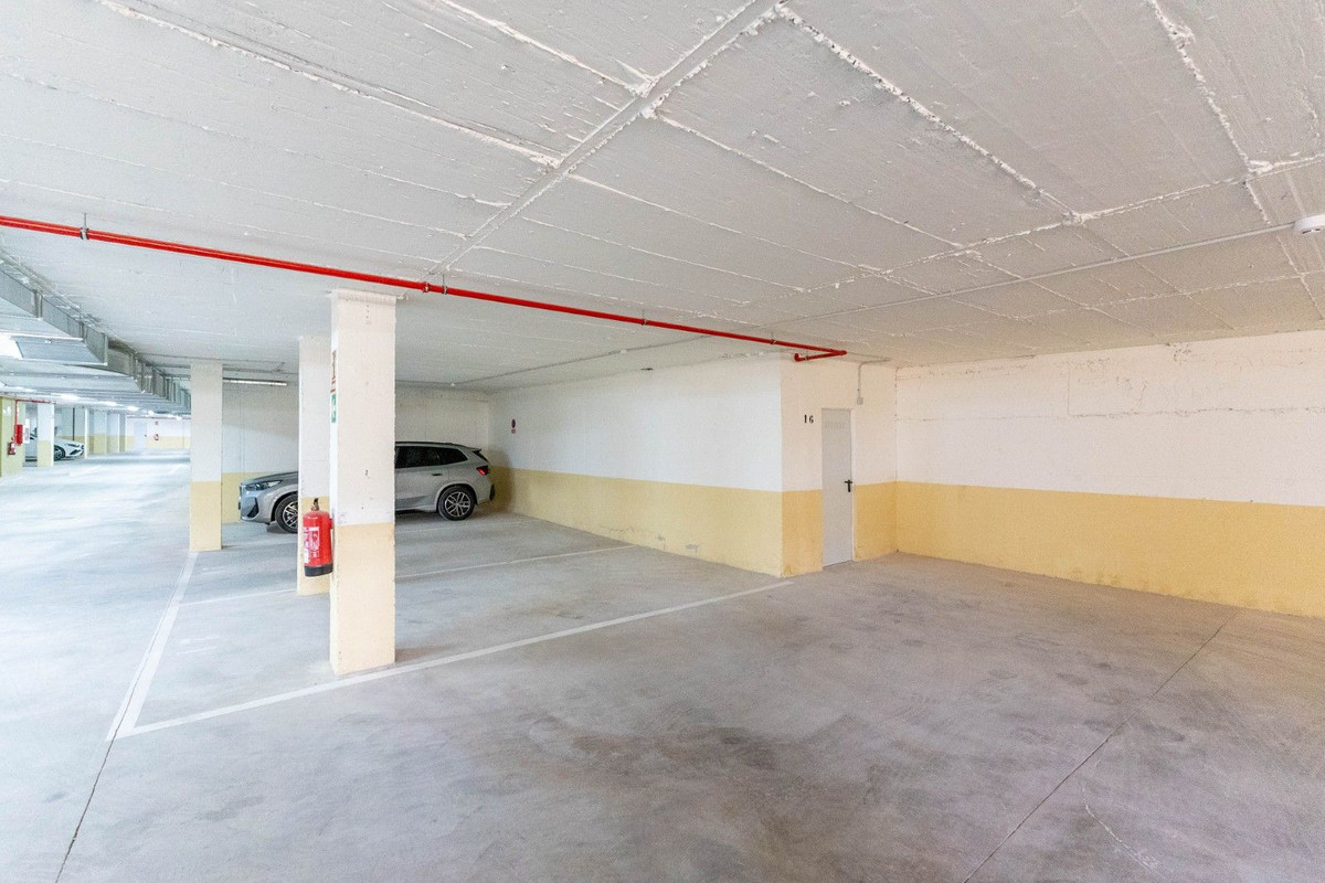 4 Bed Apartment for sale in Torreblanca Costa Del Sol, Málaga, Spain