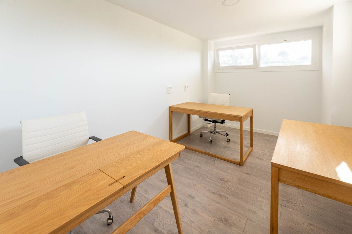 4 Bed Apartment for sale in Torreblanca Costa Del Sol, Málaga, Spain