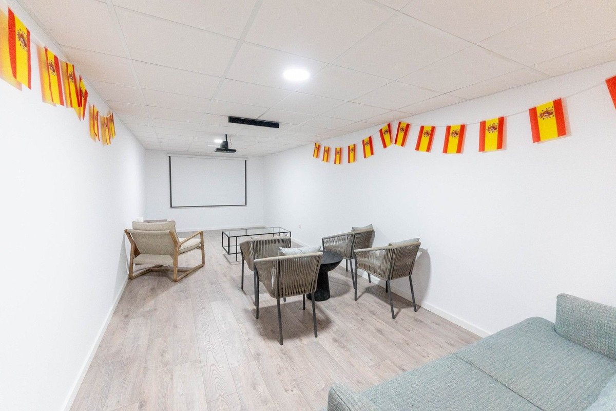 4 Bed Apartment for sale in Torreblanca Costa Del Sol, Málaga, Spain