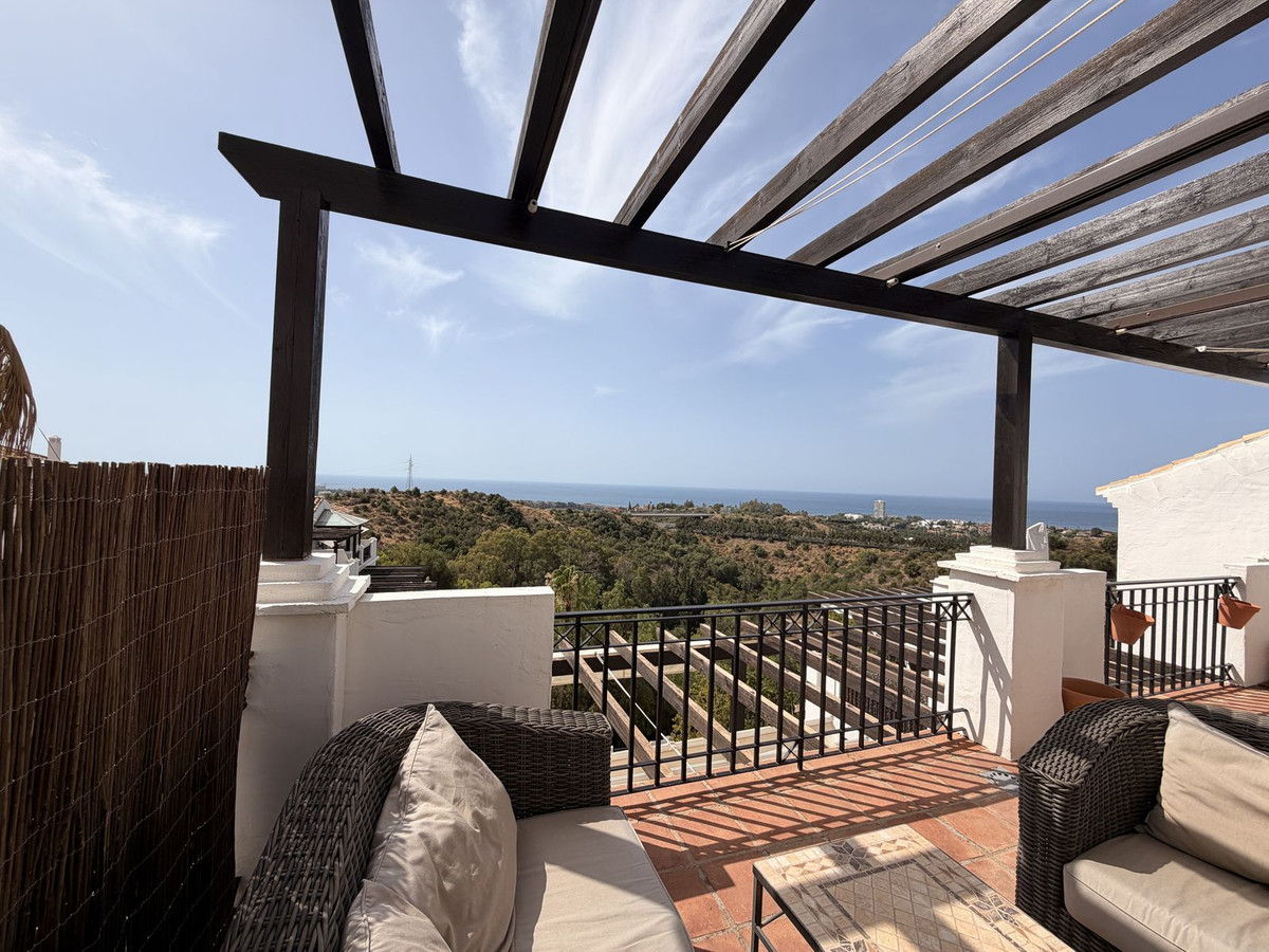 2 Bed Apartment for sale in Los Monteros Costa Del Sol, Málaga, Spain