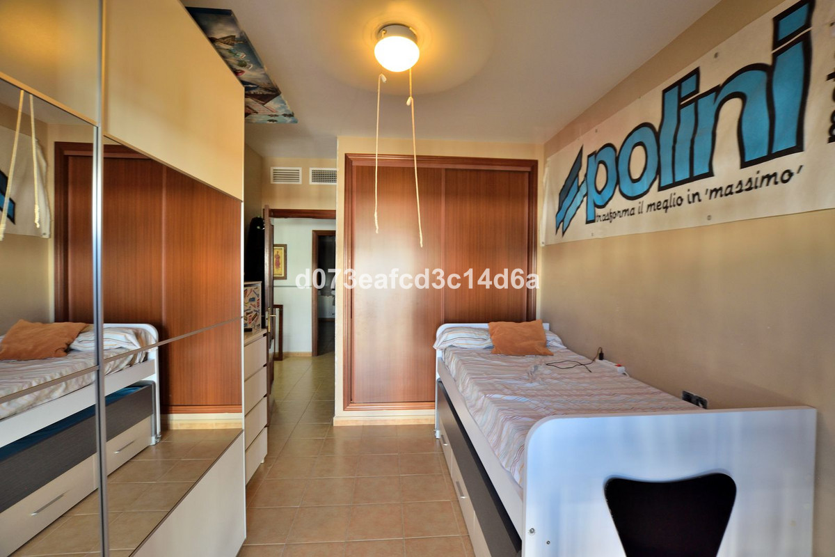 4 Bed Townhouse for sale in Ronda Costa Del Sol, Málaga, Spain