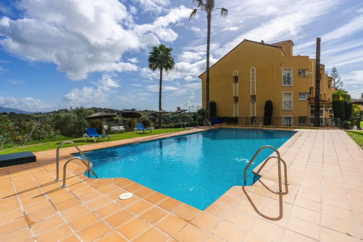 3 Bed Apartment for sale in Bel Air Costa Del Sol, Málaga, Spain