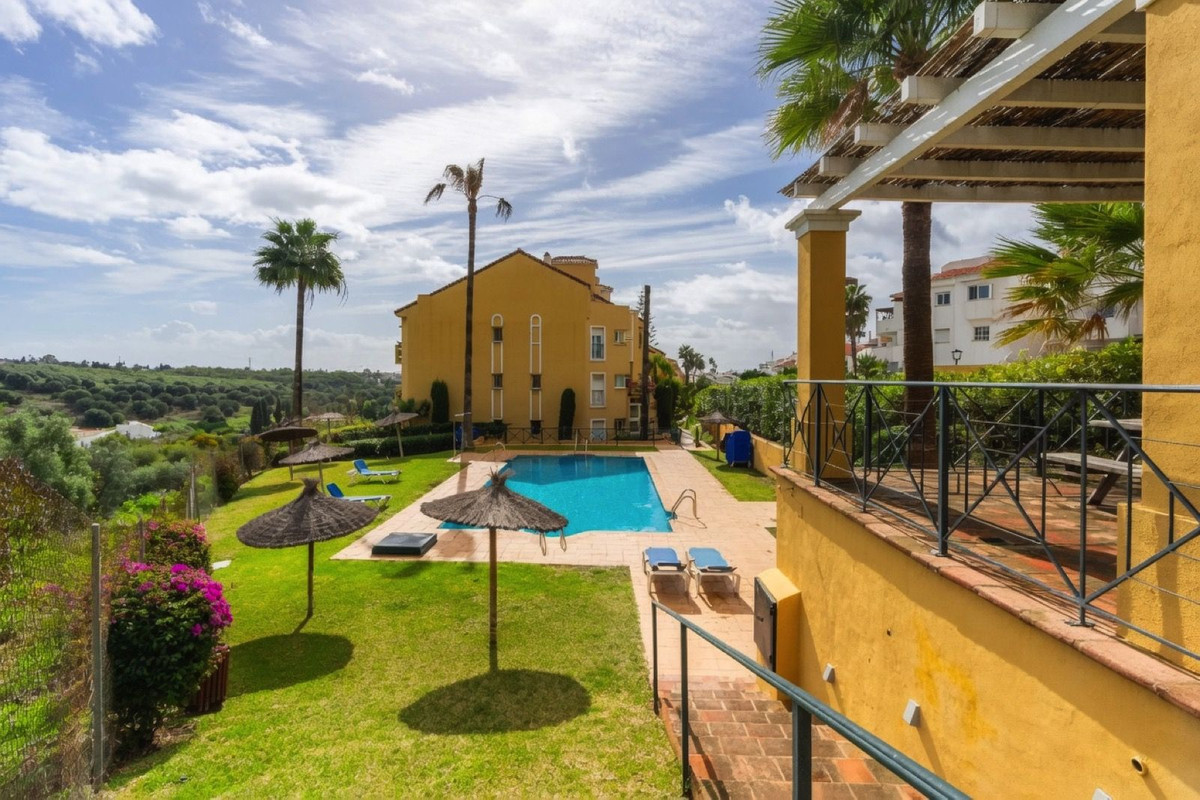 3 Bed Apartment for sale in Bel Air Costa Del Sol, Málaga, Spain