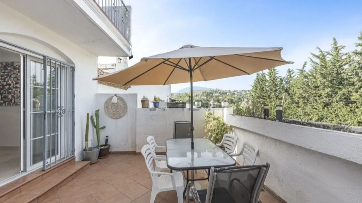 3 Bed Townhouse for sale in Estepona Costa Del Sol, Málaga, Spain