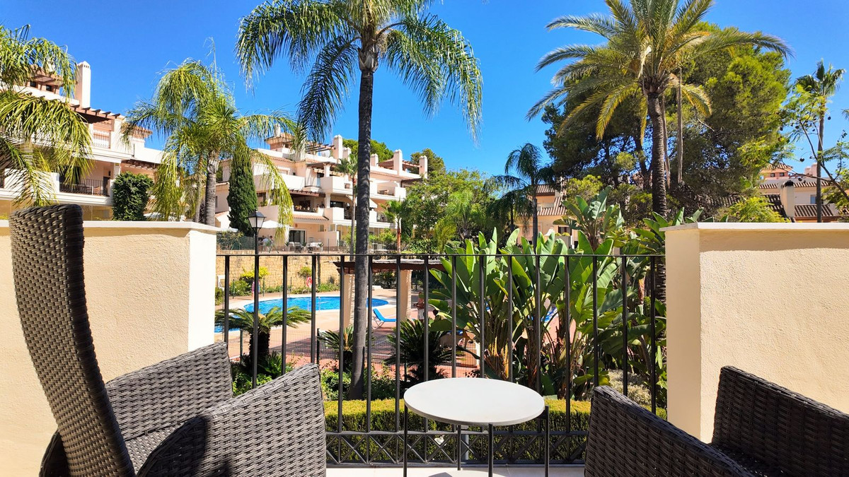 4 Bed Townhouse for sale in Marbella Costa Del Sol, Málaga, Spain