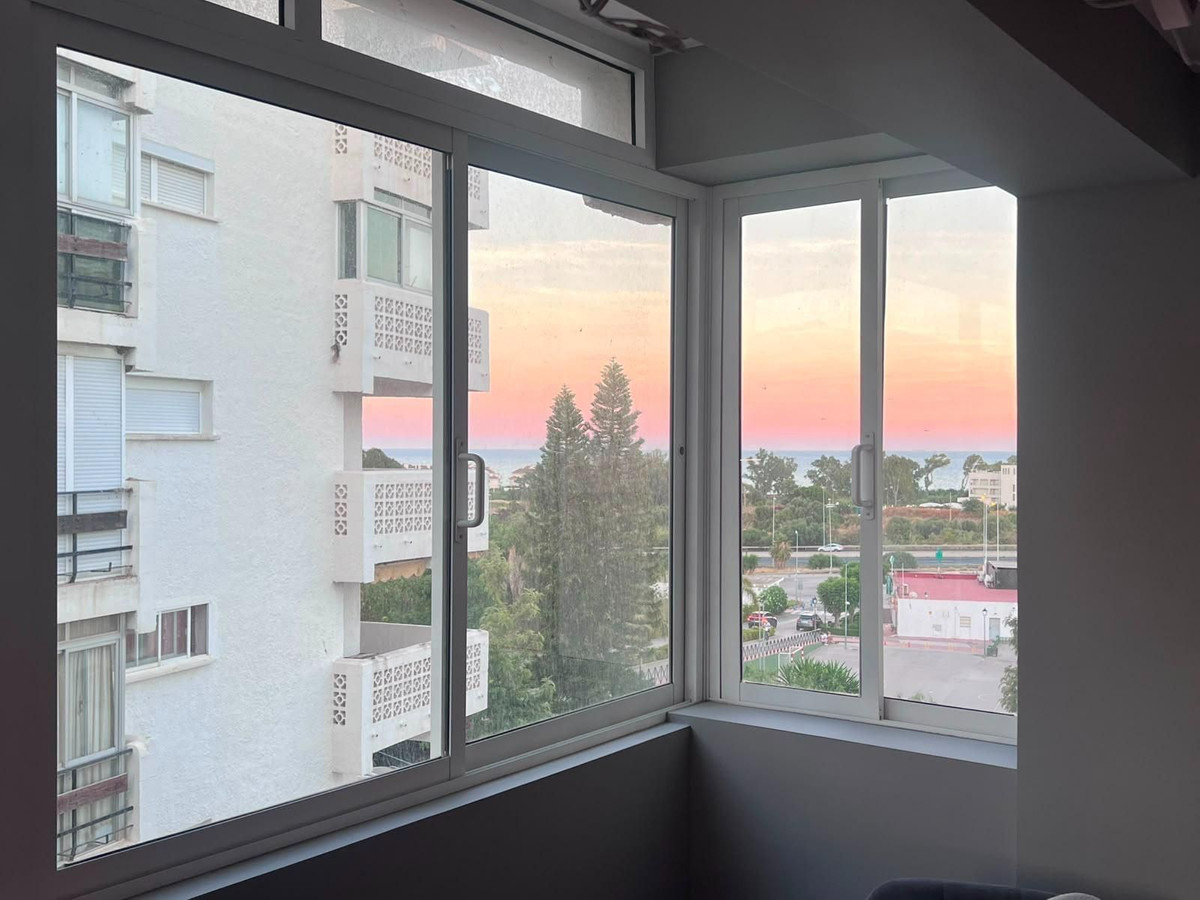 3 Bed Apartment for sale in Estepona Costa Del Sol, Málaga, Spain