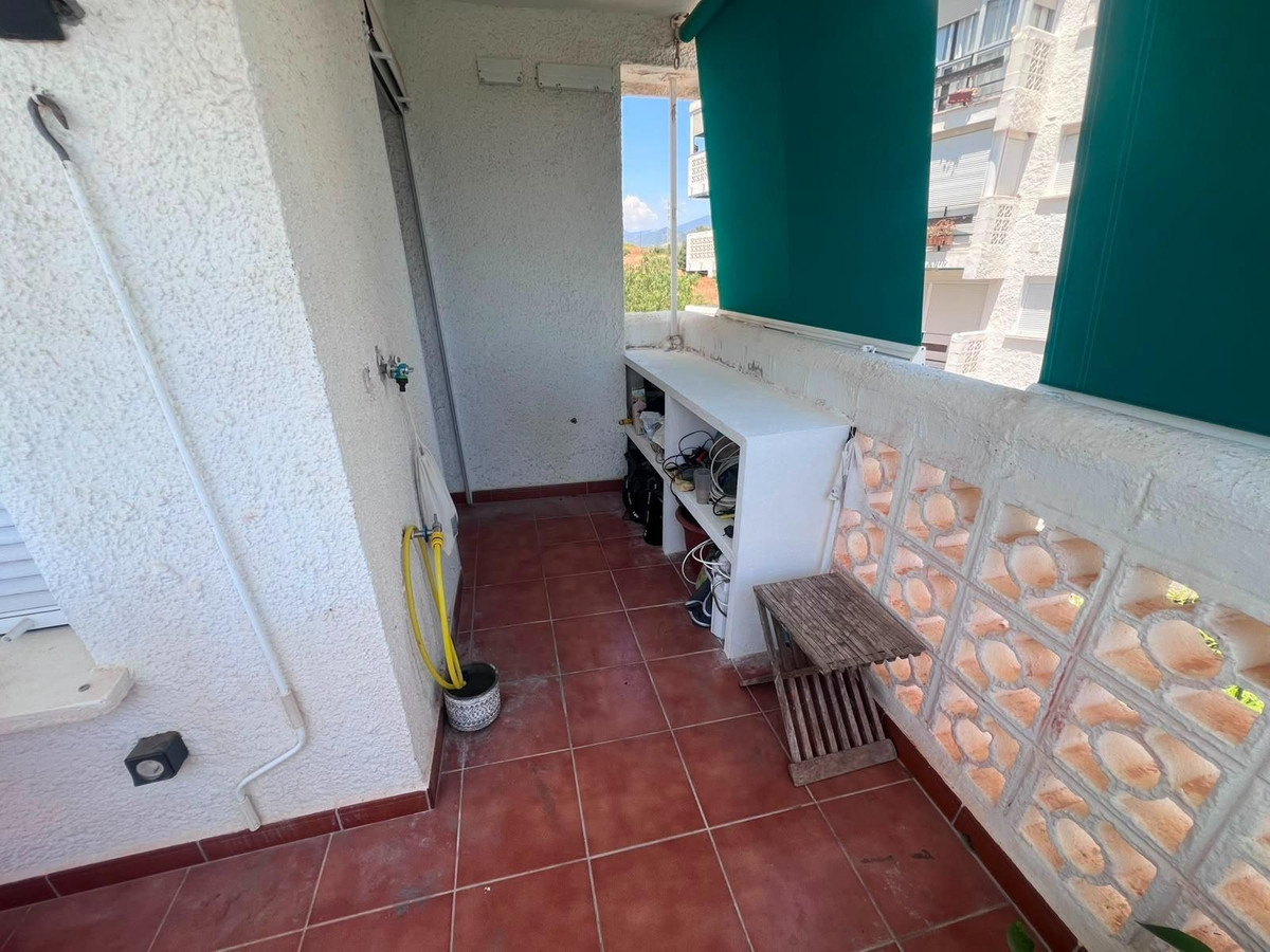3 Bed Apartment for sale in Estepona Costa Del Sol, Málaga, Spain