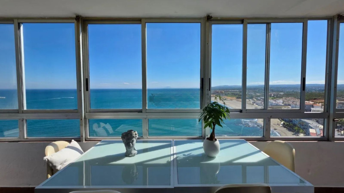 2 Bed Apartment for sale in Sotogrande Costa Del Sol, Cádiz, Spain