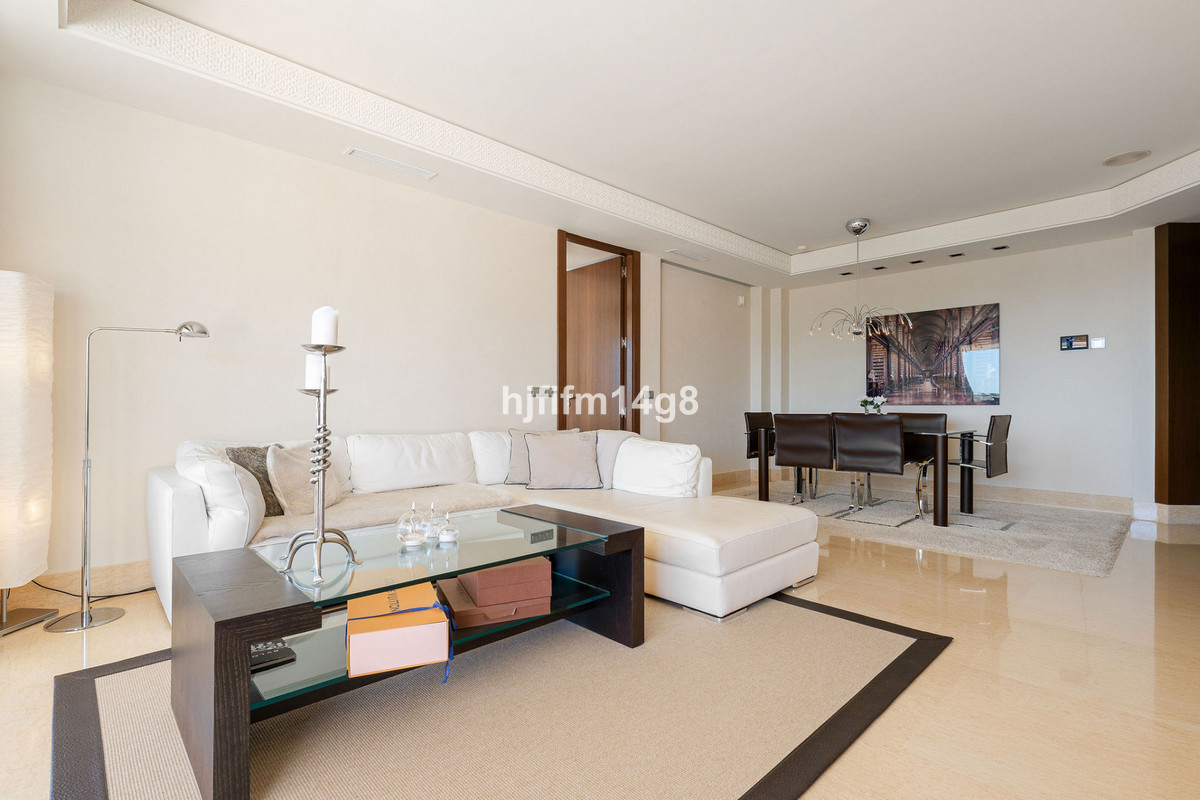 2 Bed Apartment for sale in Nueva Andalucía Costa Del Sol, Málaga, Spain