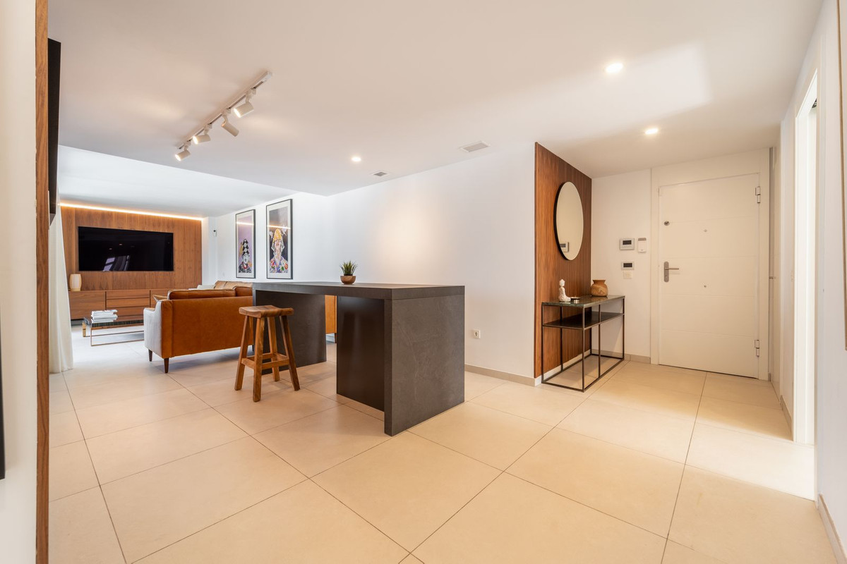 3 Bed Apartment for sale in Elviria Costa Del Sol, Málaga, Spain