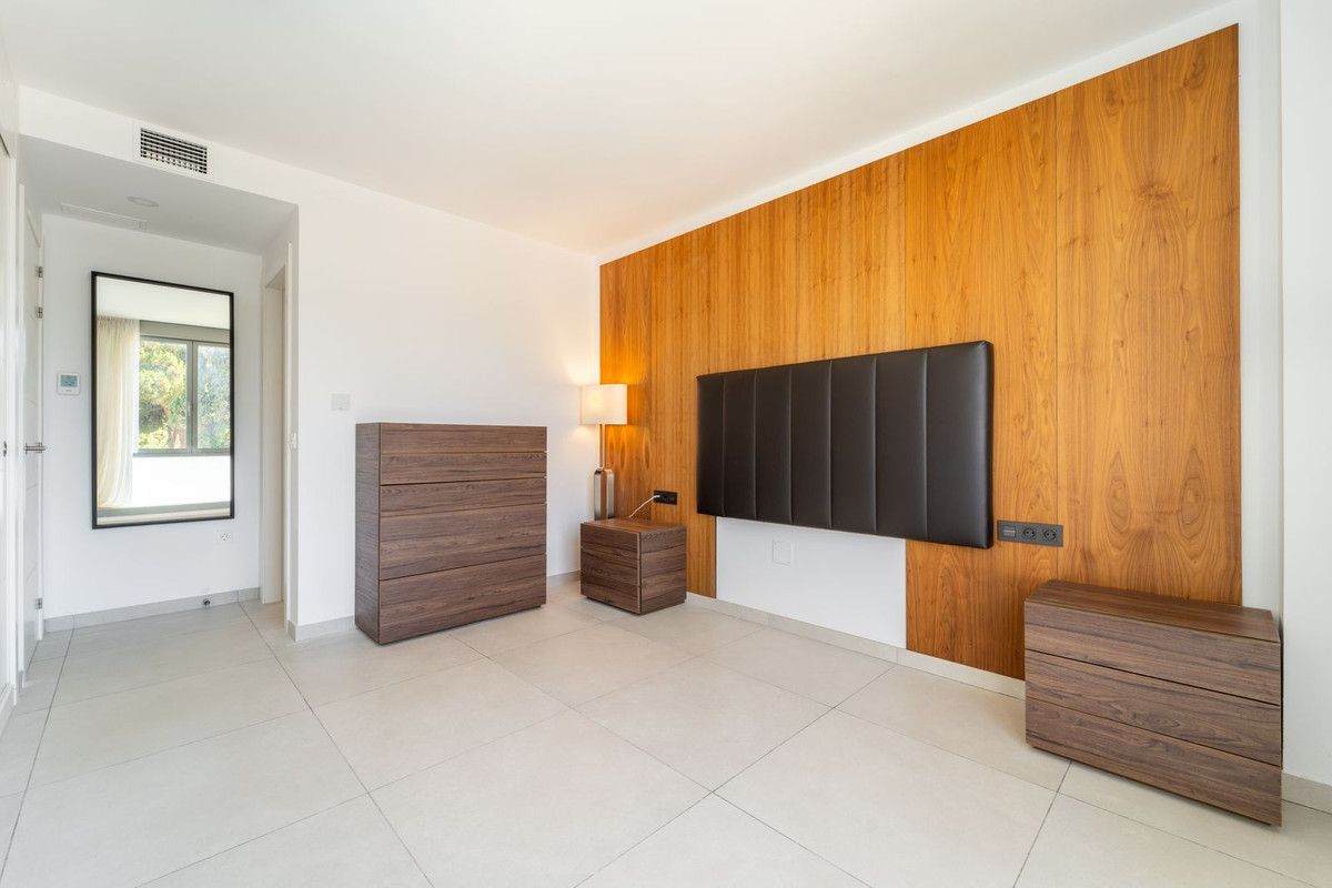 3 Bed Apartment for sale in Elviria Costa Del Sol, Málaga, Spain