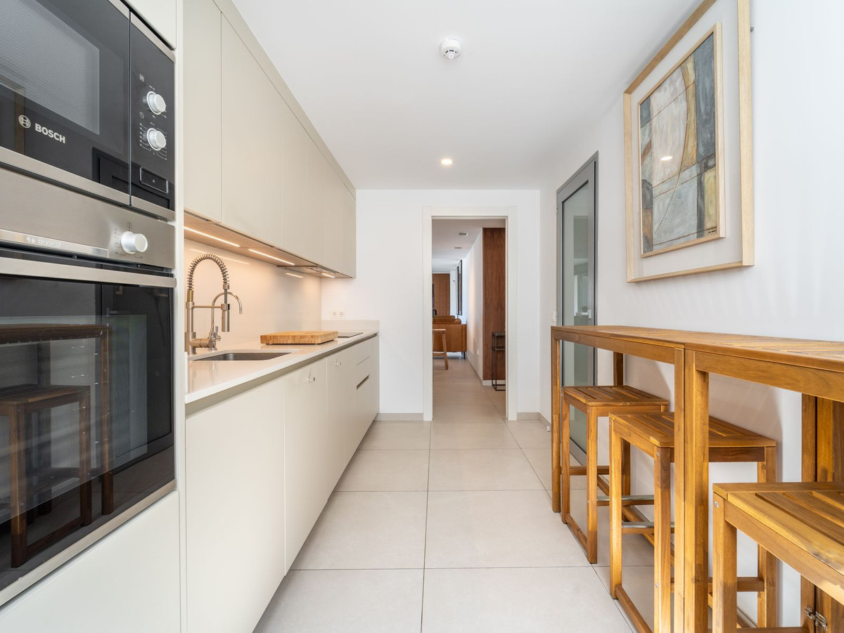 3 Bed Apartment for sale in Elviria Costa Del Sol, Málaga, Spain