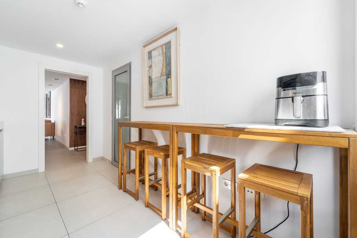 3 Bed Apartment for sale in Elviria Costa Del Sol, Málaga, Spain